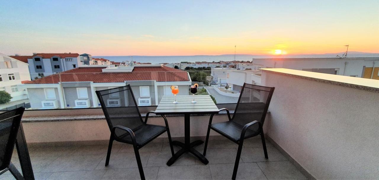 Seahorse Luxury Apartment With Pool And Sea View Новалья Экстерьер фото